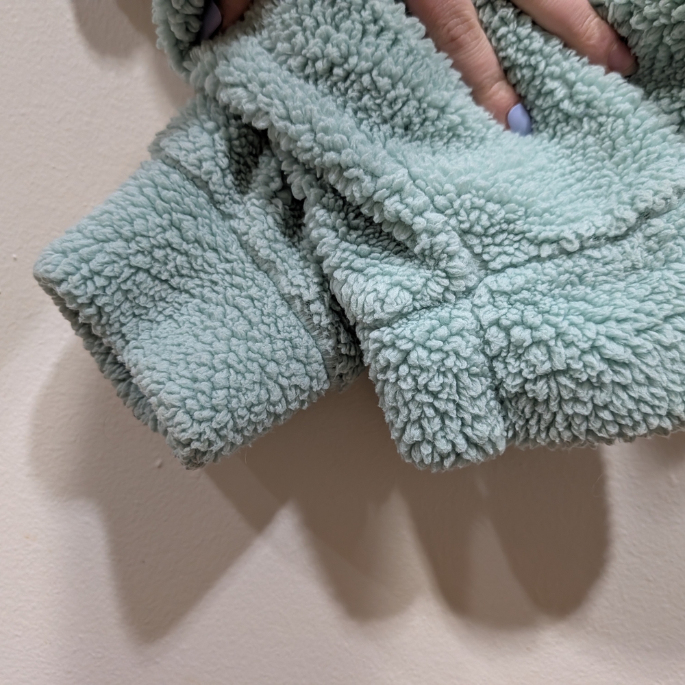 Mint Green Totoro Fleece Hoodie XL Short - Picture 5 of 6